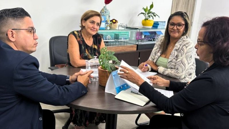 SINTERO debate recursos do Fundeb, Consup e abono em reunião no IDEP