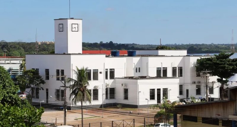 Trabalhadoras e trabalhadores em educação de Porto Velho se unem em paralisação na Câmara Municipal