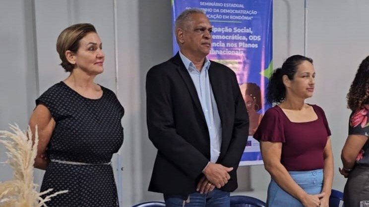 SINTERO esteve presente nos debates na abertura do Seminário Estadual sobre a democratização da educação em Rondônia.